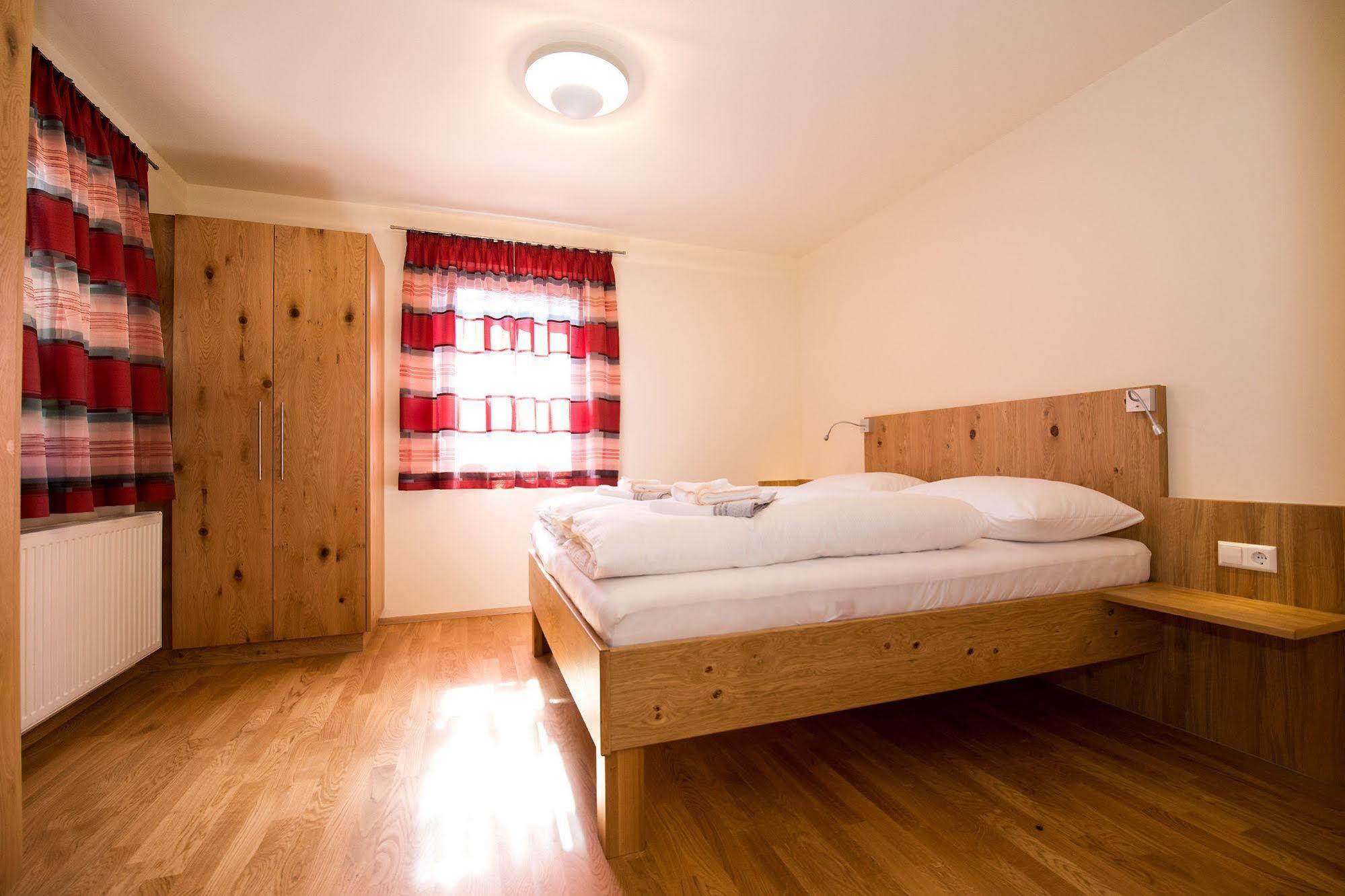 Burgls Apartmenthaus Tröpolach Exterior foto